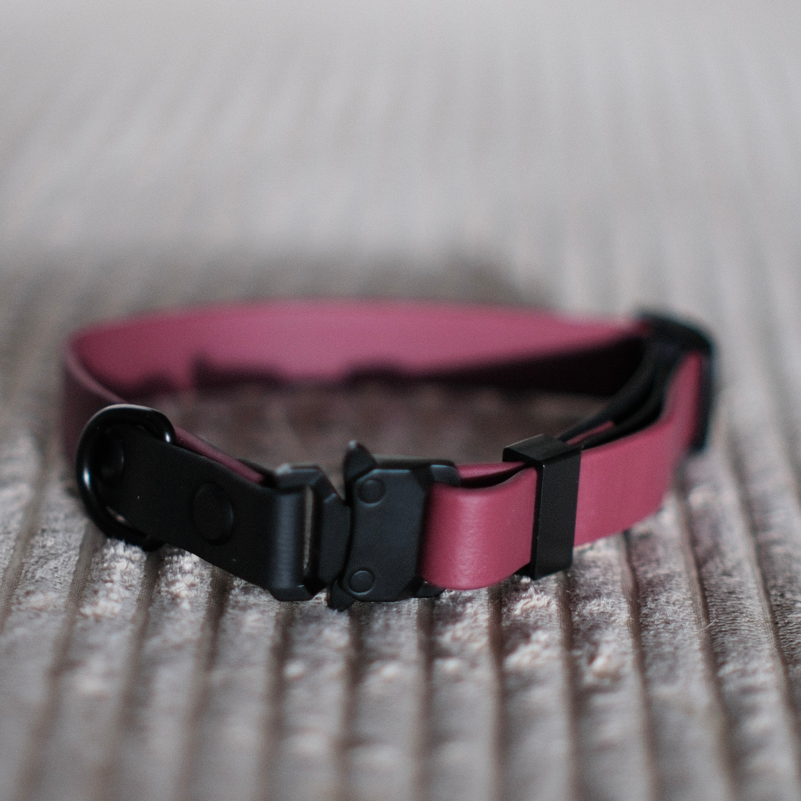 Halsband "Vino Tinto" - Limited Edition